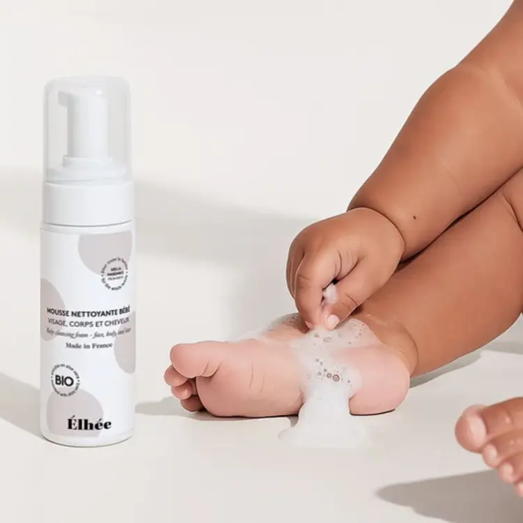 Elhée 3-in-1 Cleansing Foam