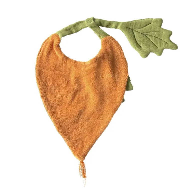 Oli & Carol Cathy The Carrot Bib