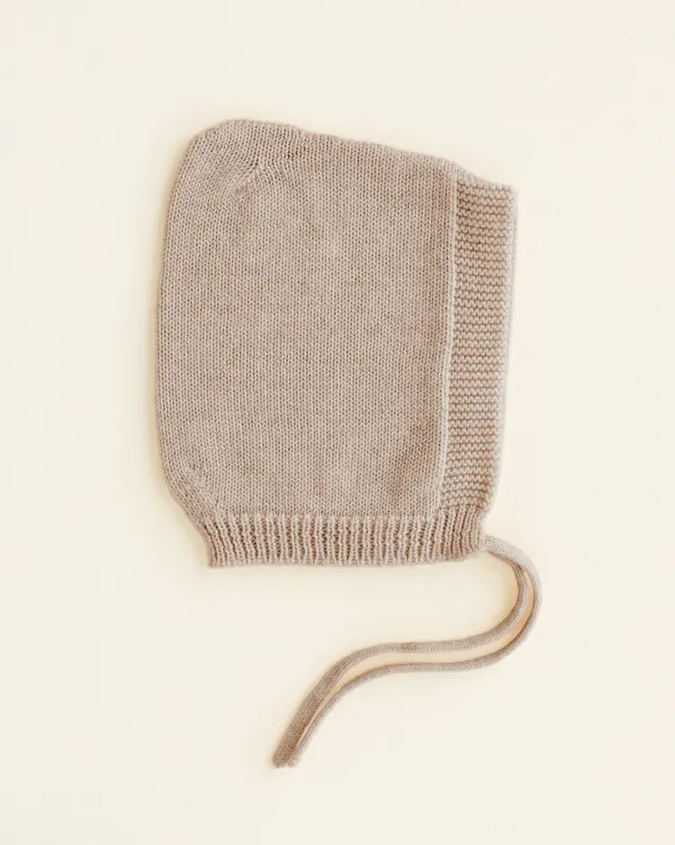 Hvid Pixie Bonnet Isidor - Sand