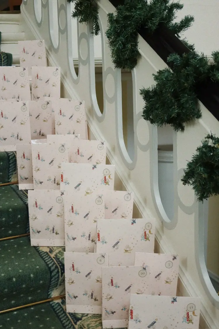 Konges Sløjd Christmas Calendar Gifts - Beige