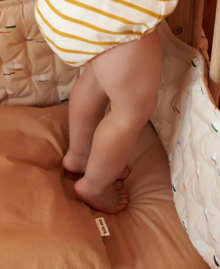 Oliver Furniture Dear April Nori Cot Bumper - Pond Boats