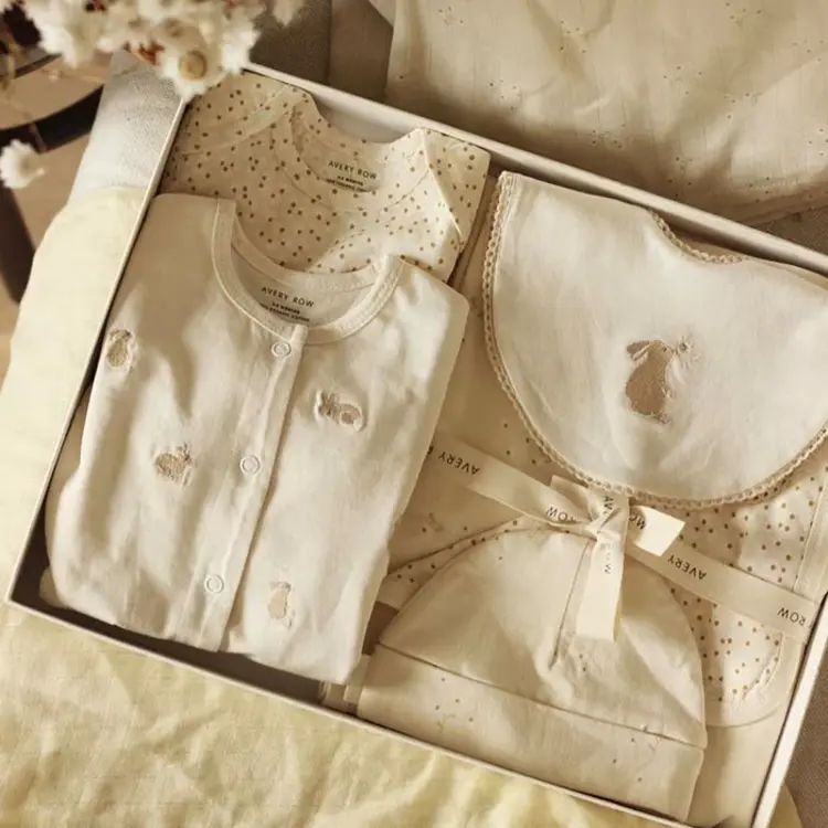 Avery Row Baby Starter Gift Set - Bunnies / Daisy Meadow / Wild Chamomile