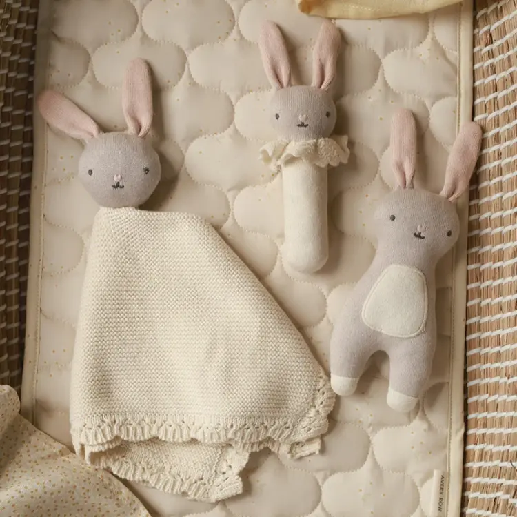 Avery Row Little Hands Knuffeltje - Bunny