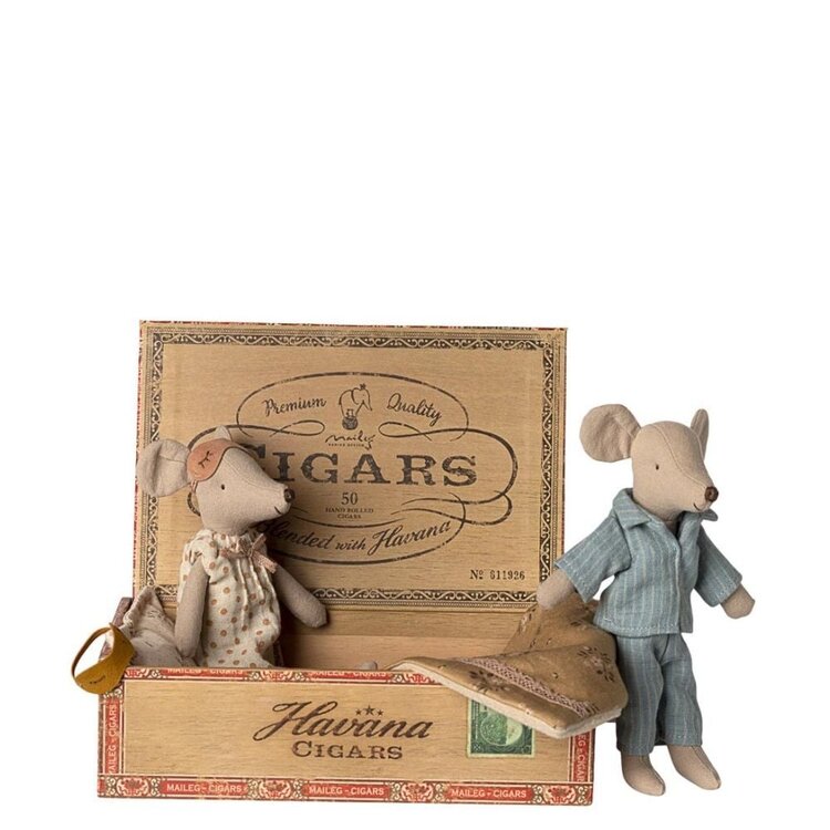 Maileg Mum & Dad Mice In Cigarbox