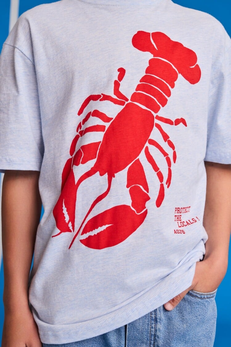 American Outfitters Silas T-shirt Lobster - Heather Light Blue