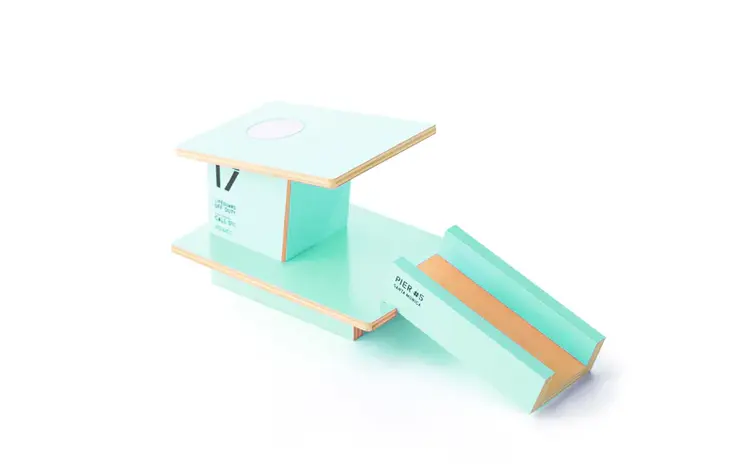 Candylab Beach Tower - Teal