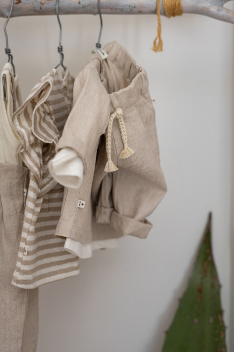 1+ in the family Castell Pants - Beige