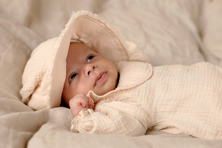 Nixnut Sun Hat - Snow