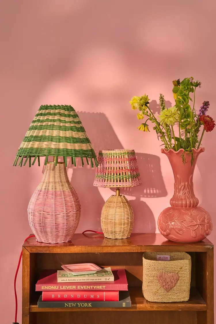 Rice Rattan Lamp Nature - Pink