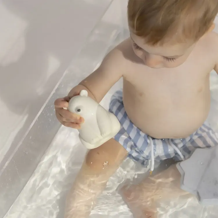 Oli & Carol Polar Bear Bath Toy