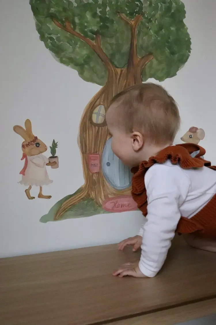 Muursticker - Lilli The Flower Girl