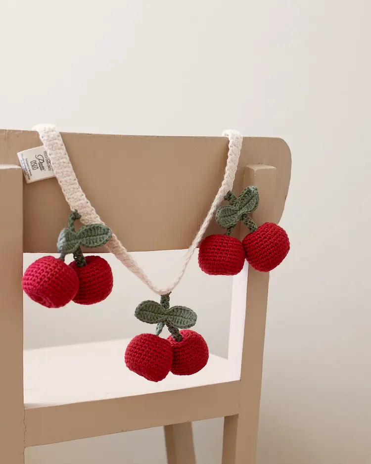 Patti Oslo Cherry Wagenspanner - Cream/Red With Bell