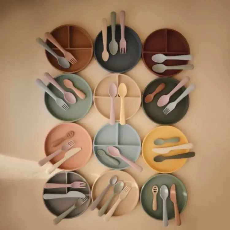 Mushie Silicone Plate - Shifting Sand