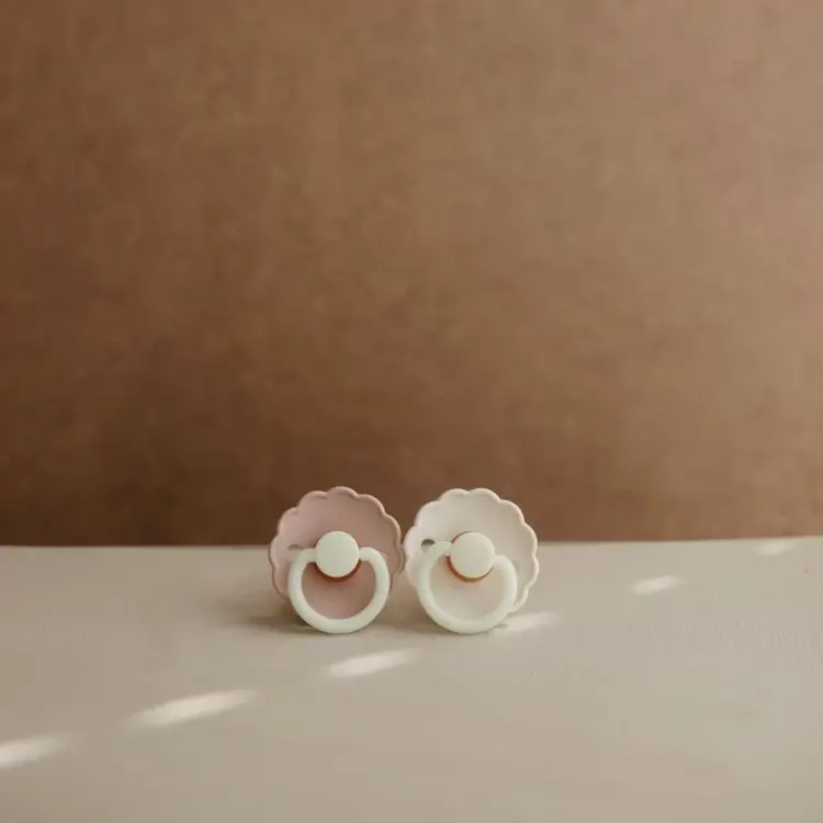 Daisy Night Fopspeen - 2-pack - Blush / Cream