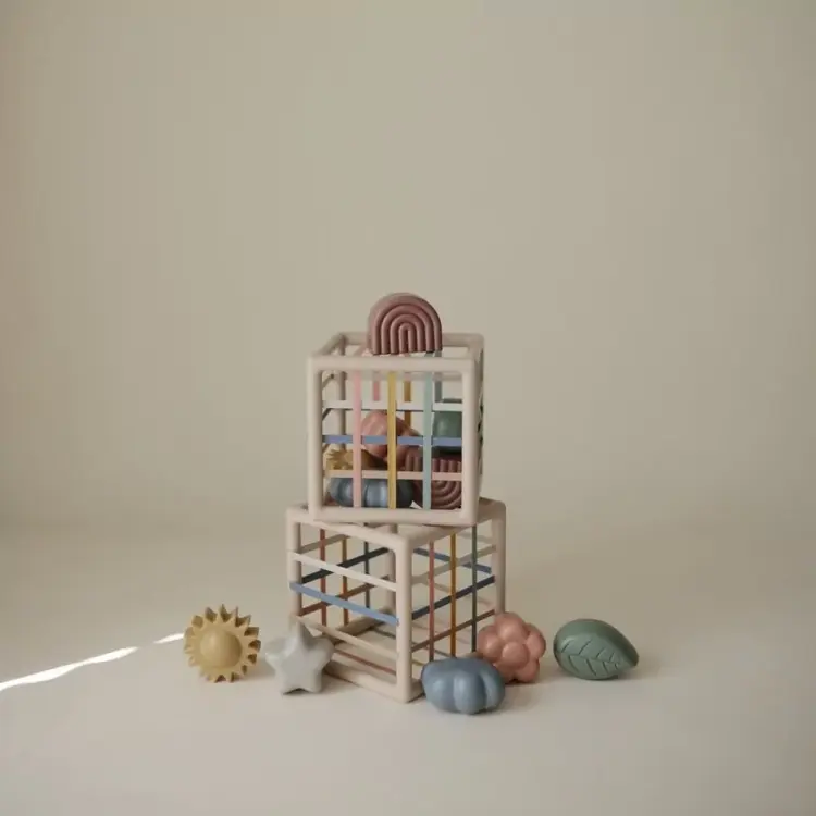 Mushie Elastic Shape Sorter