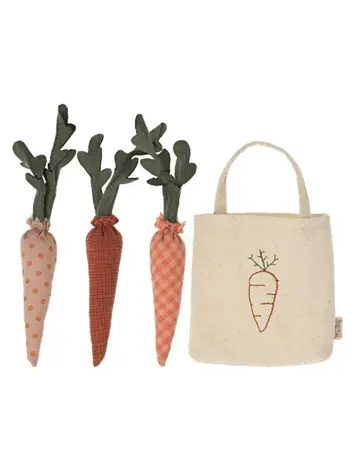 Maileg Carrots In Shopping Bag