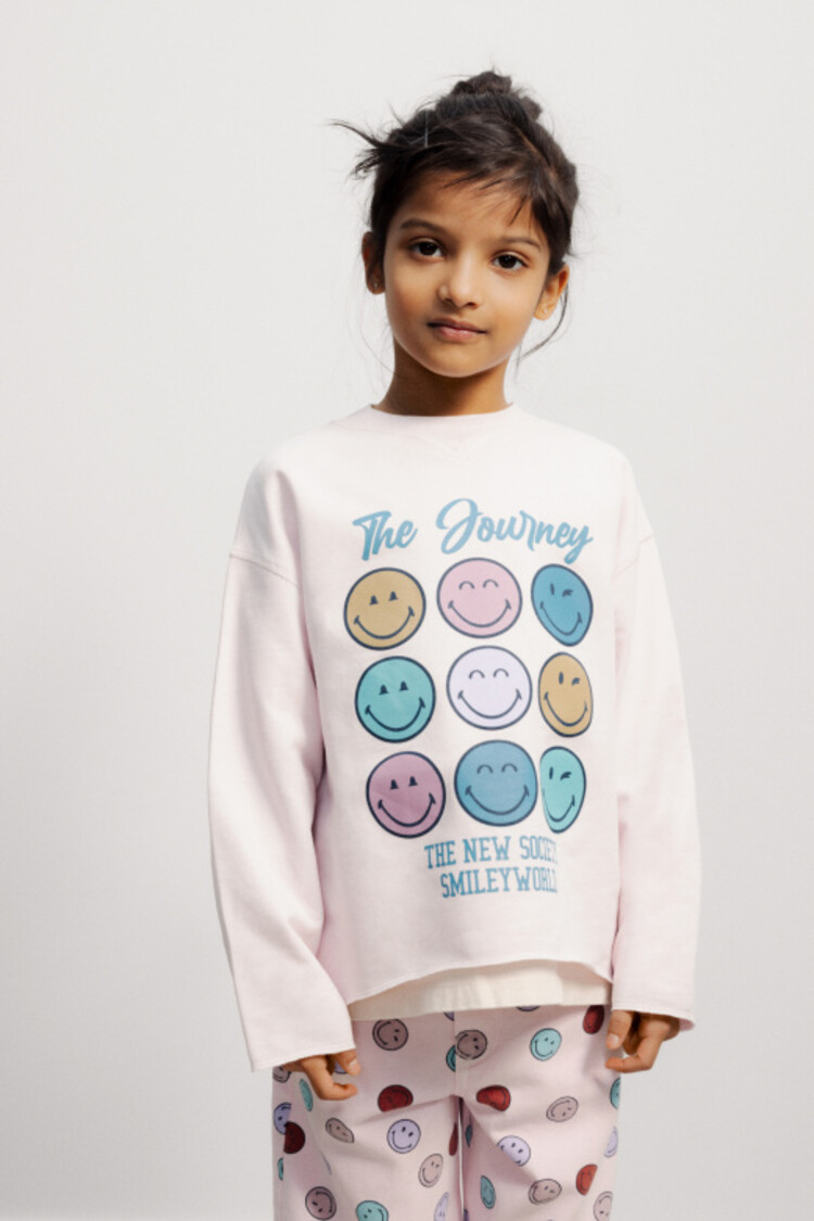 The New Society Smiley Sweatshirt - Light Lilac