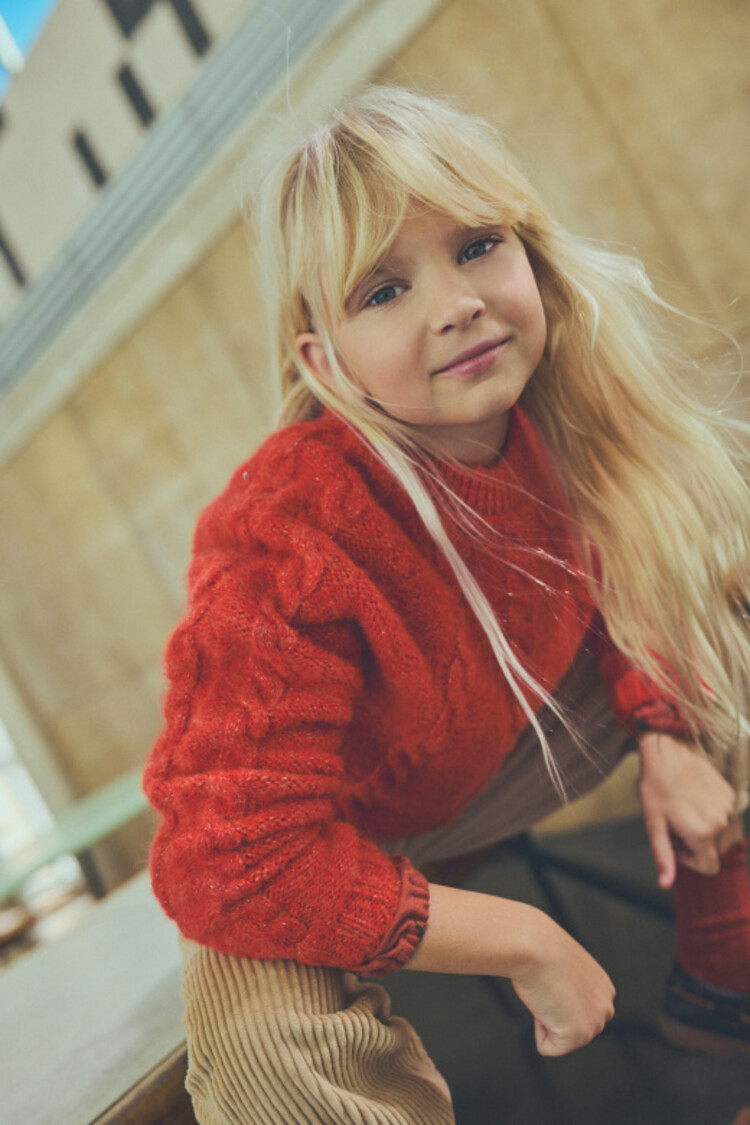 COZMO Alba Knit Sweater - Shimmer Spicy