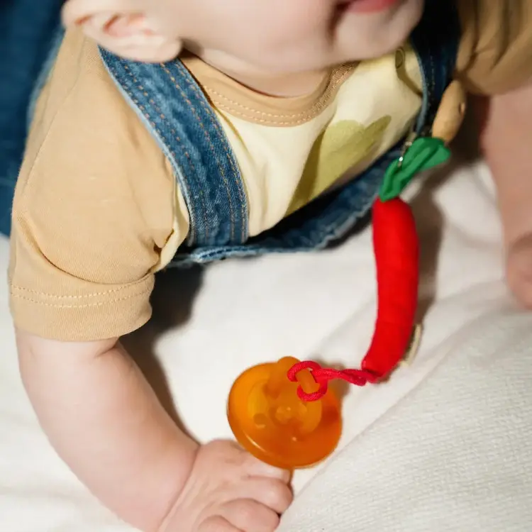 Oli & Carol Charly the Chily Pacifier Clip