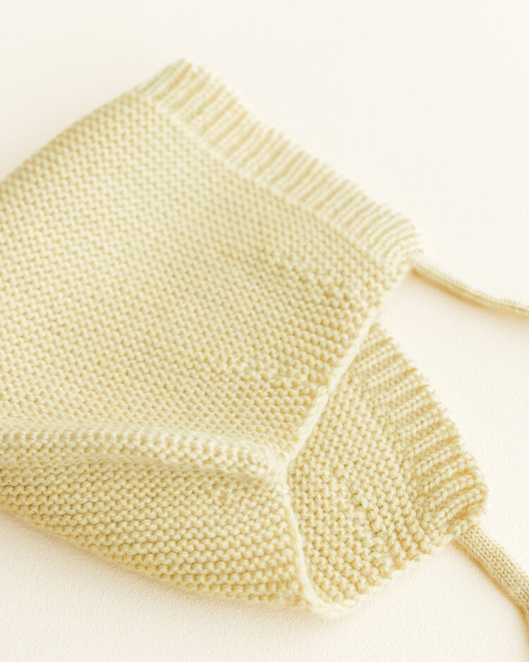 Hvid Bonnet Dolly - Light Yellow