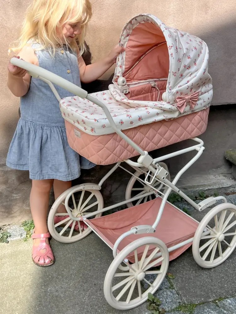 Cam Cam Copenhagen Grote Poppenwagen - Berries