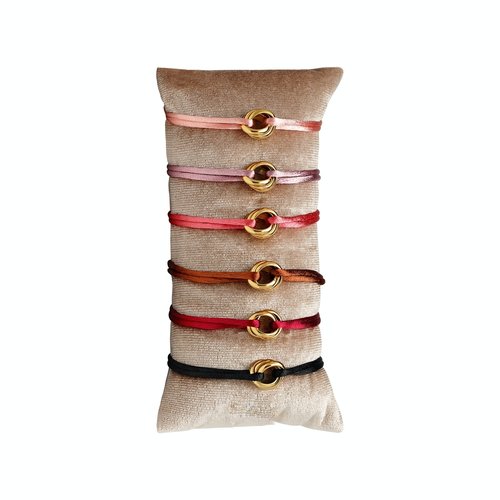 Satijnkoord armband met ringen roze