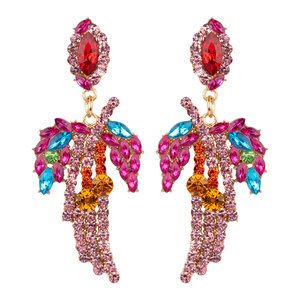Club Manhattan Statement earrings roze