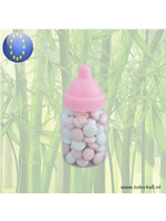 Baby fles met roze witte chocolade dragees 58 gr