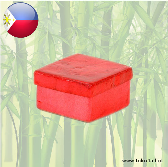 Box with lid made from capiz raspberry color 4 cm