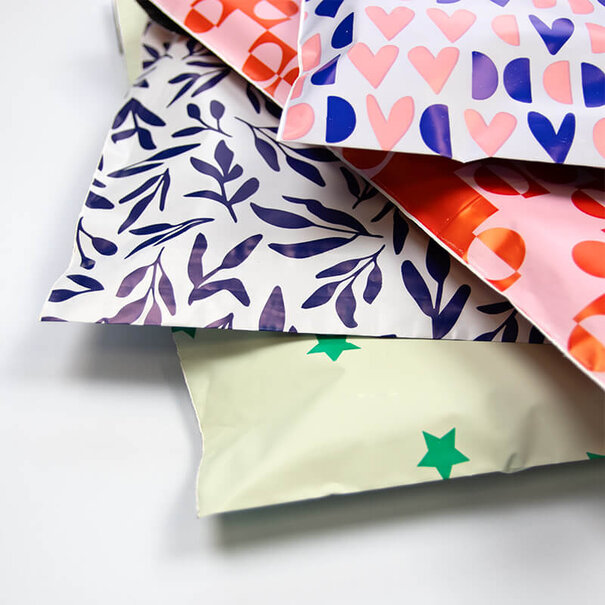 Sofort lieferbar 100x Versandtaschen Stars Large Rückgabeverschluss