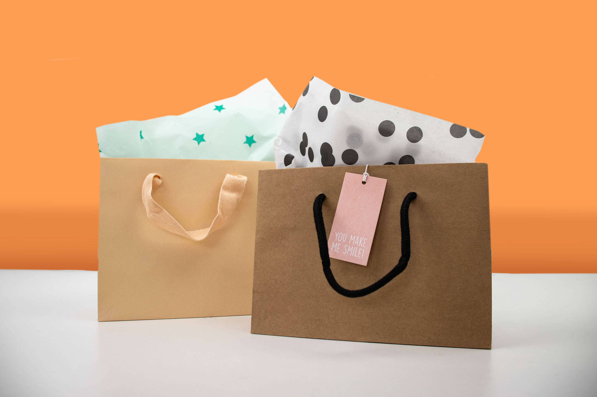 Geschenktüten für den Einzelhandel: Hochwertige Verpackungen für ein optimales Kundenerlebnis