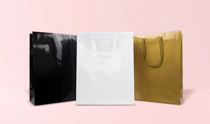 Luxuriöse Papiertaschen: Welche Varianten und Griffe passen zu Ihrer Marke?