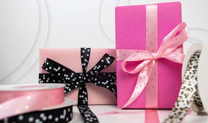 Geschenkband verwenden für eine stilvolle und professionelle Präsentation