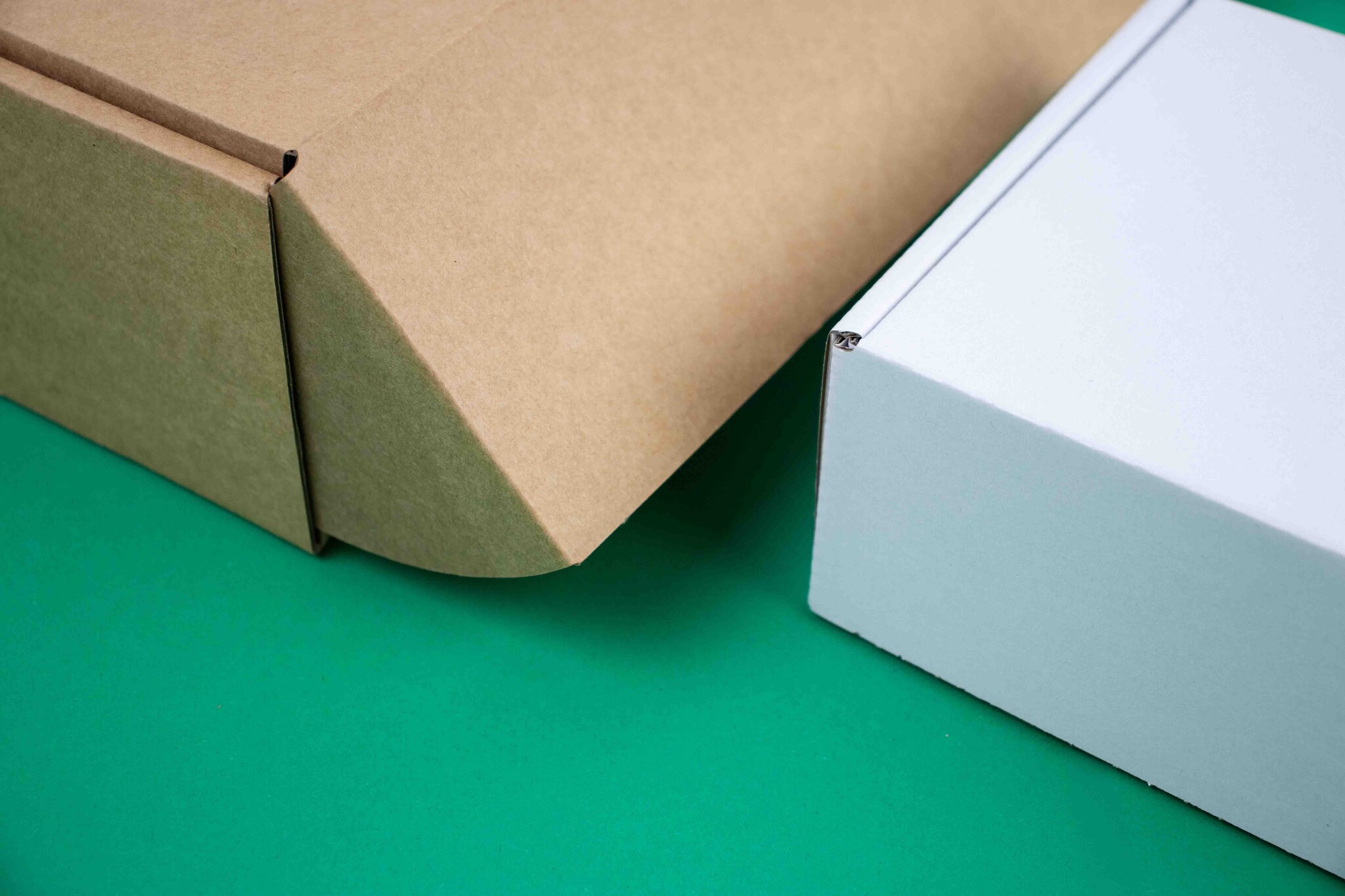 Postdozen kiezen: Veilig en efficiënt verzenden voor webshops