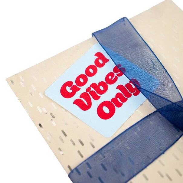 Levering uit voorraad 500x sticker 'Good vibes only' Blauw-Rood 50mm
