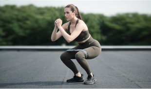 Bands en oefeningen voor ronde billen