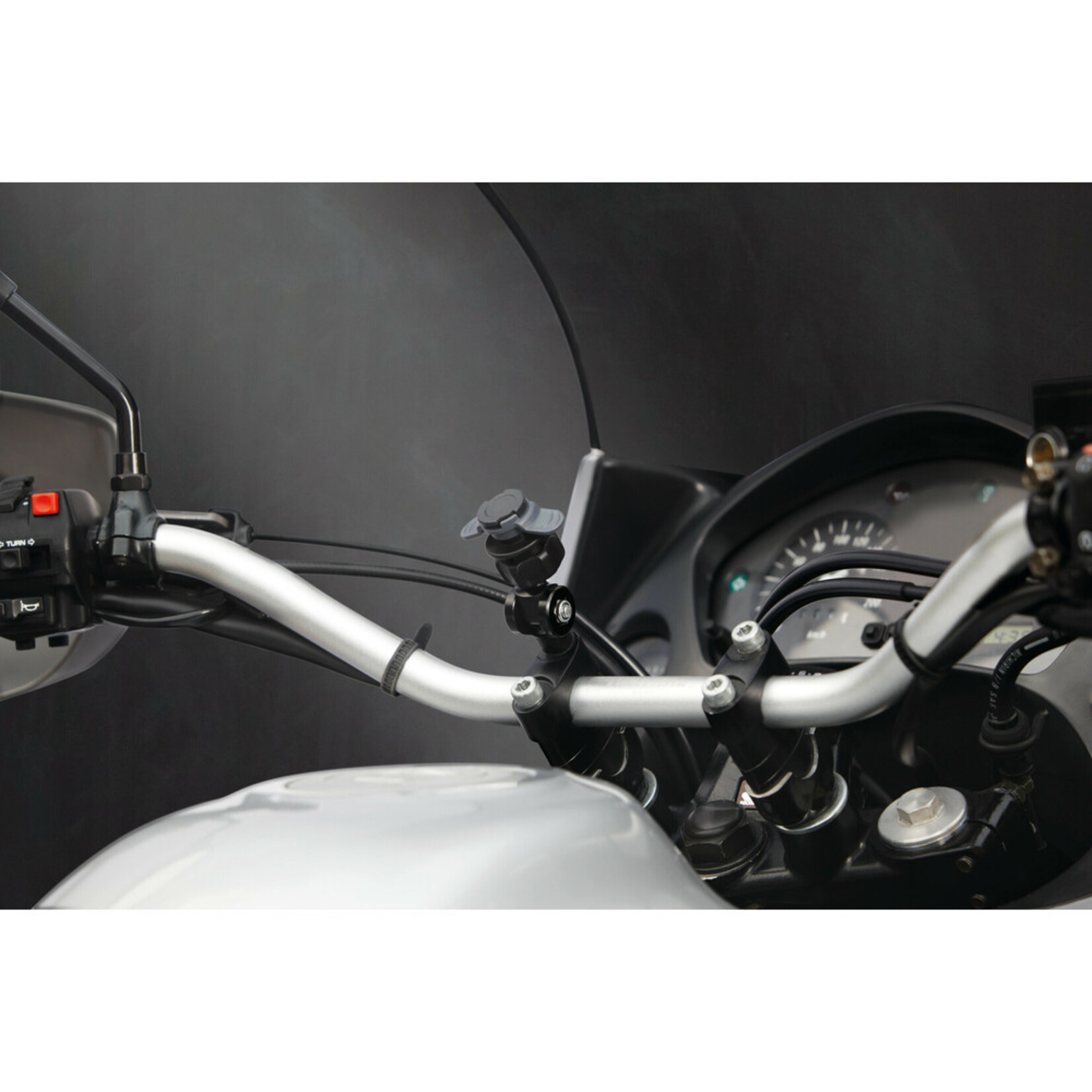 Optiline Titan M8 Pro, M8 schroef- en riserbevestiging