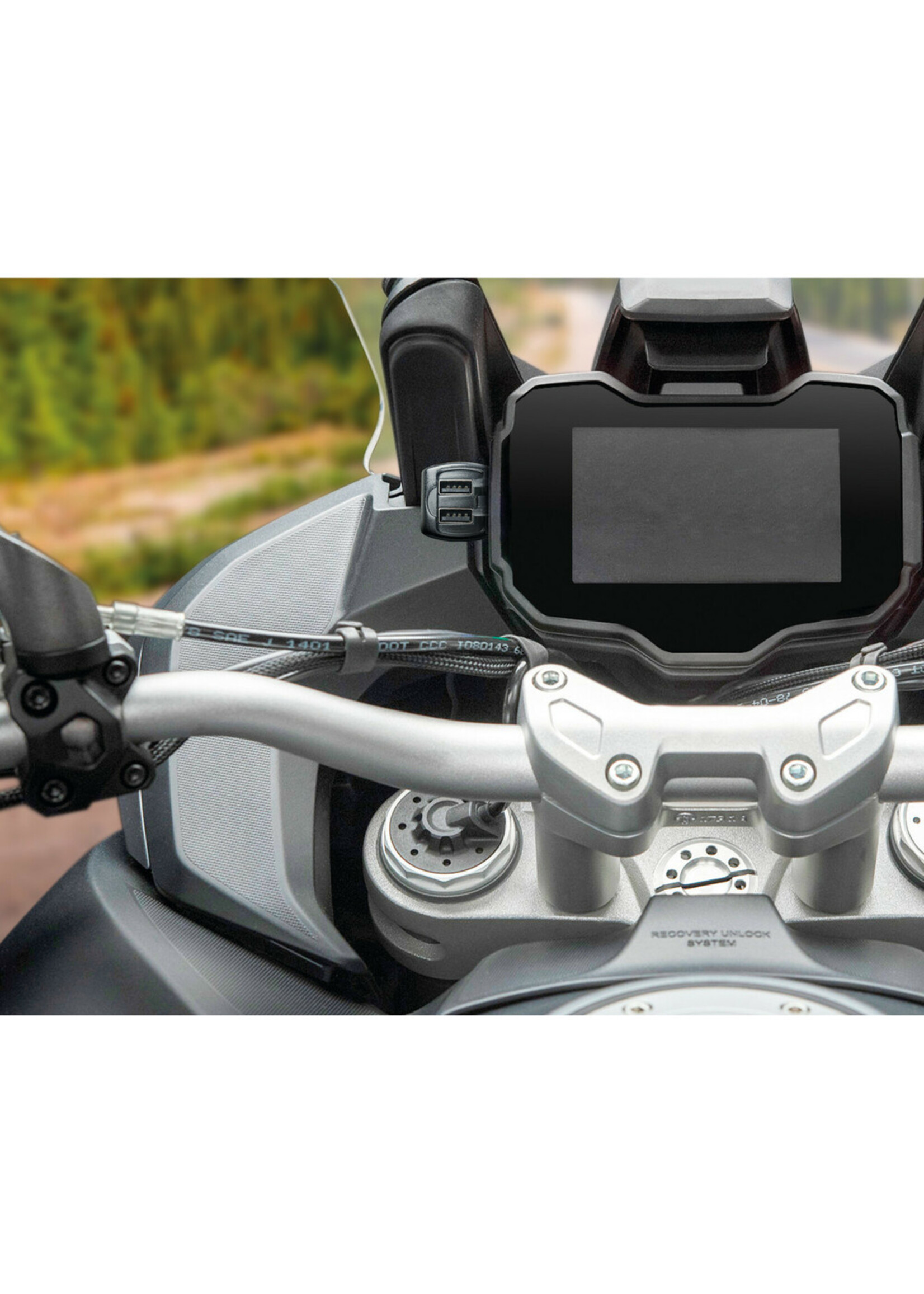 Optiline Usb-Fix Trek 2, rainproof double usb charger, screws or double-sided tape fixing - Ultra Fast Charge - 5400 mA - 12/24V