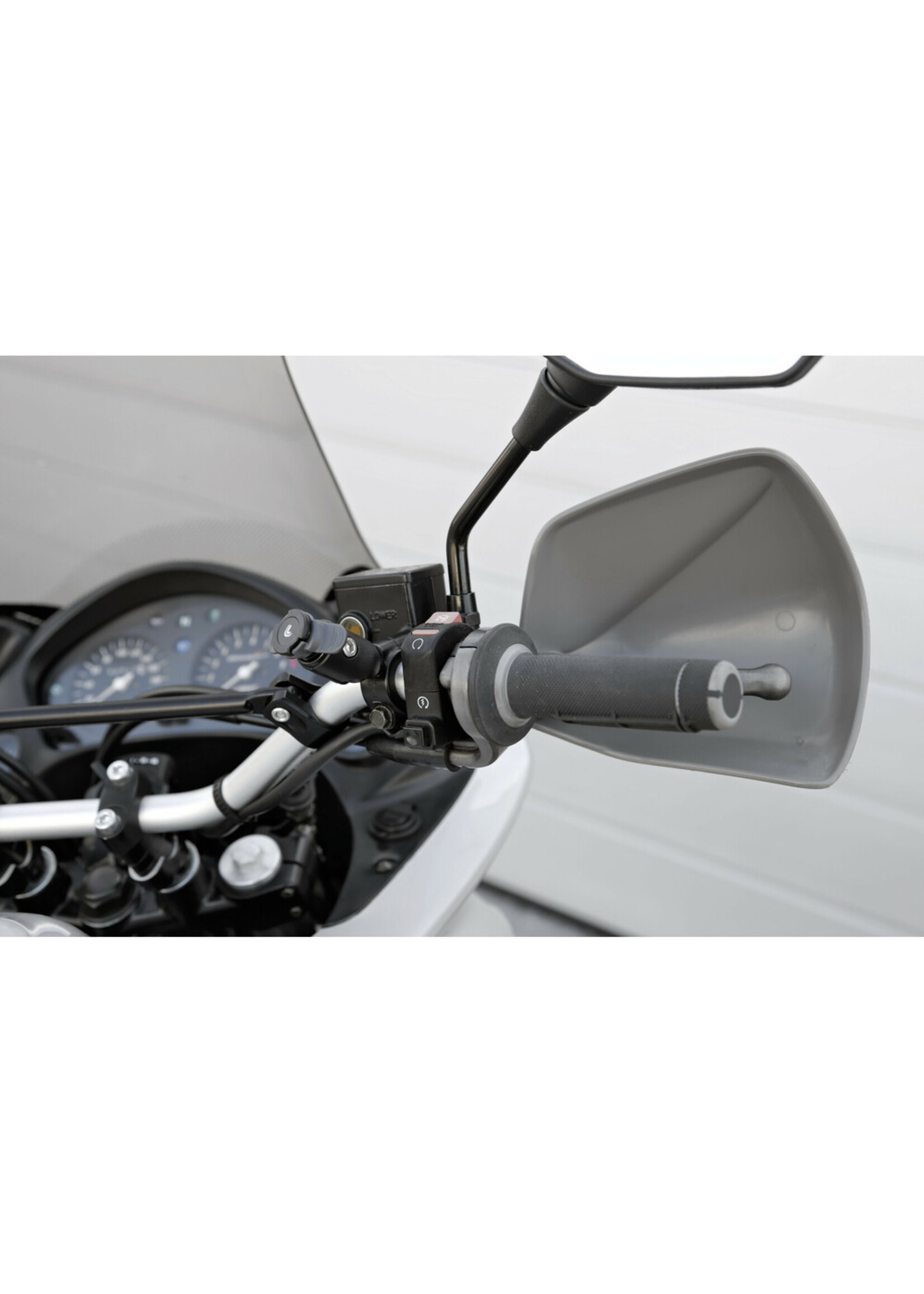 Optiline Opti-Screw M6 screw and riser mount