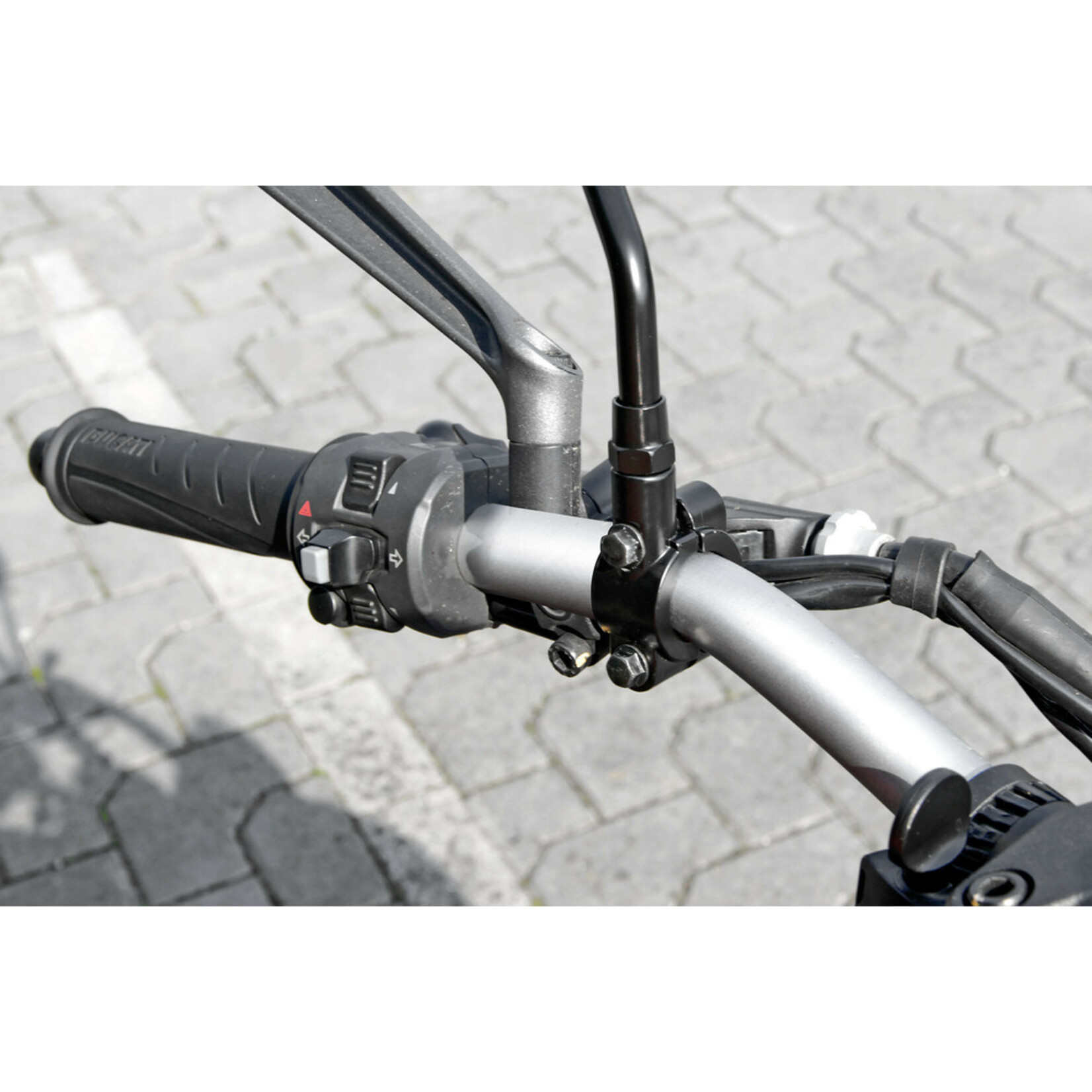 Lampa Fix Mirror, handlebar mirror mount clamp