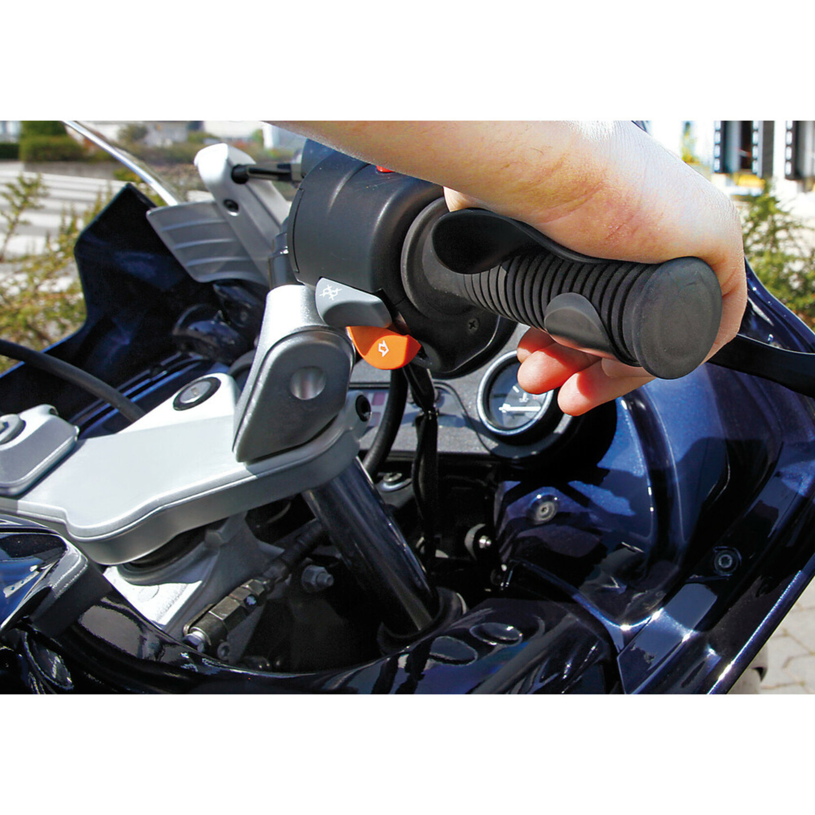 Lampa Cruising, anti-fatique throttle assist