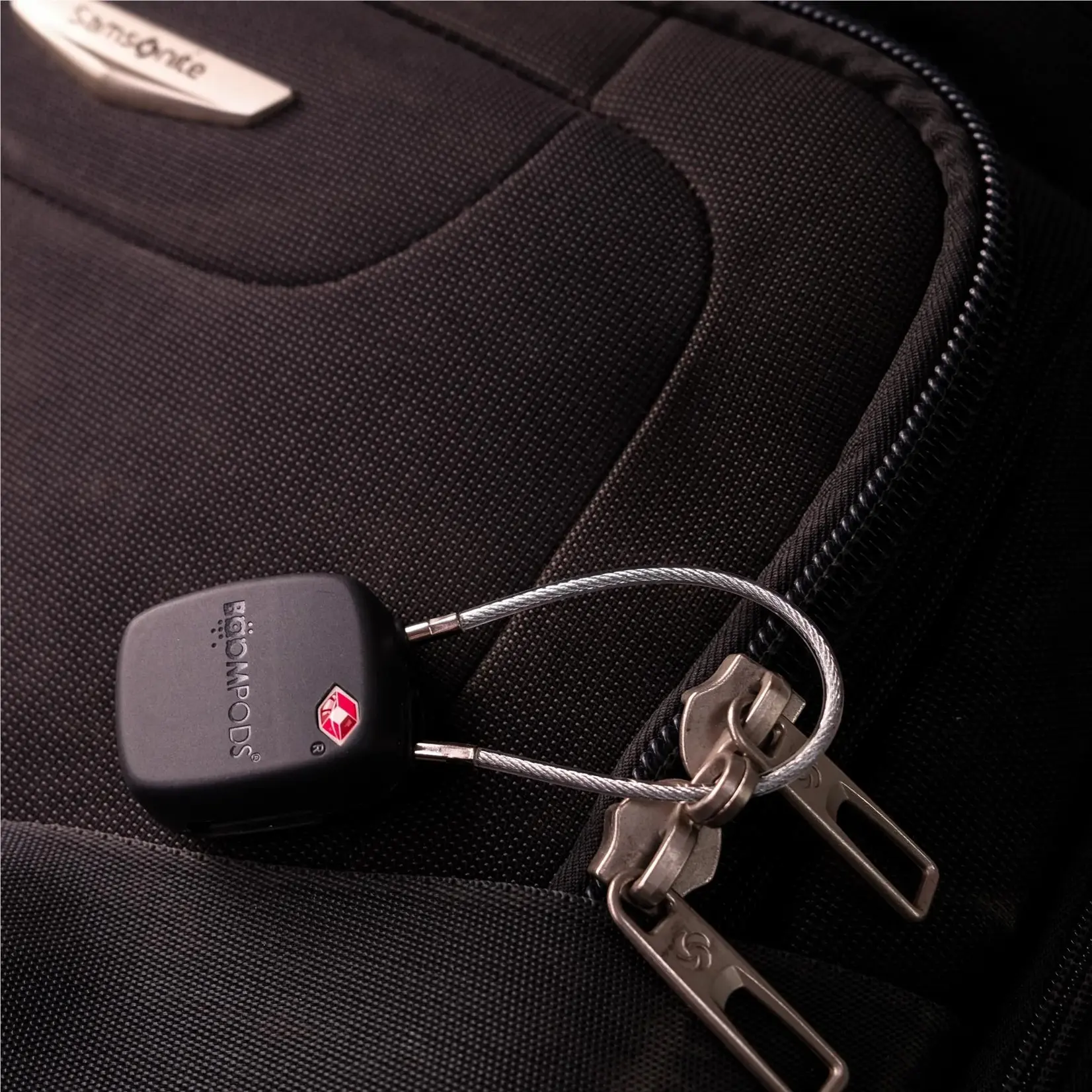 Boompods  Boompods Universal Rechargable Tracker Lock