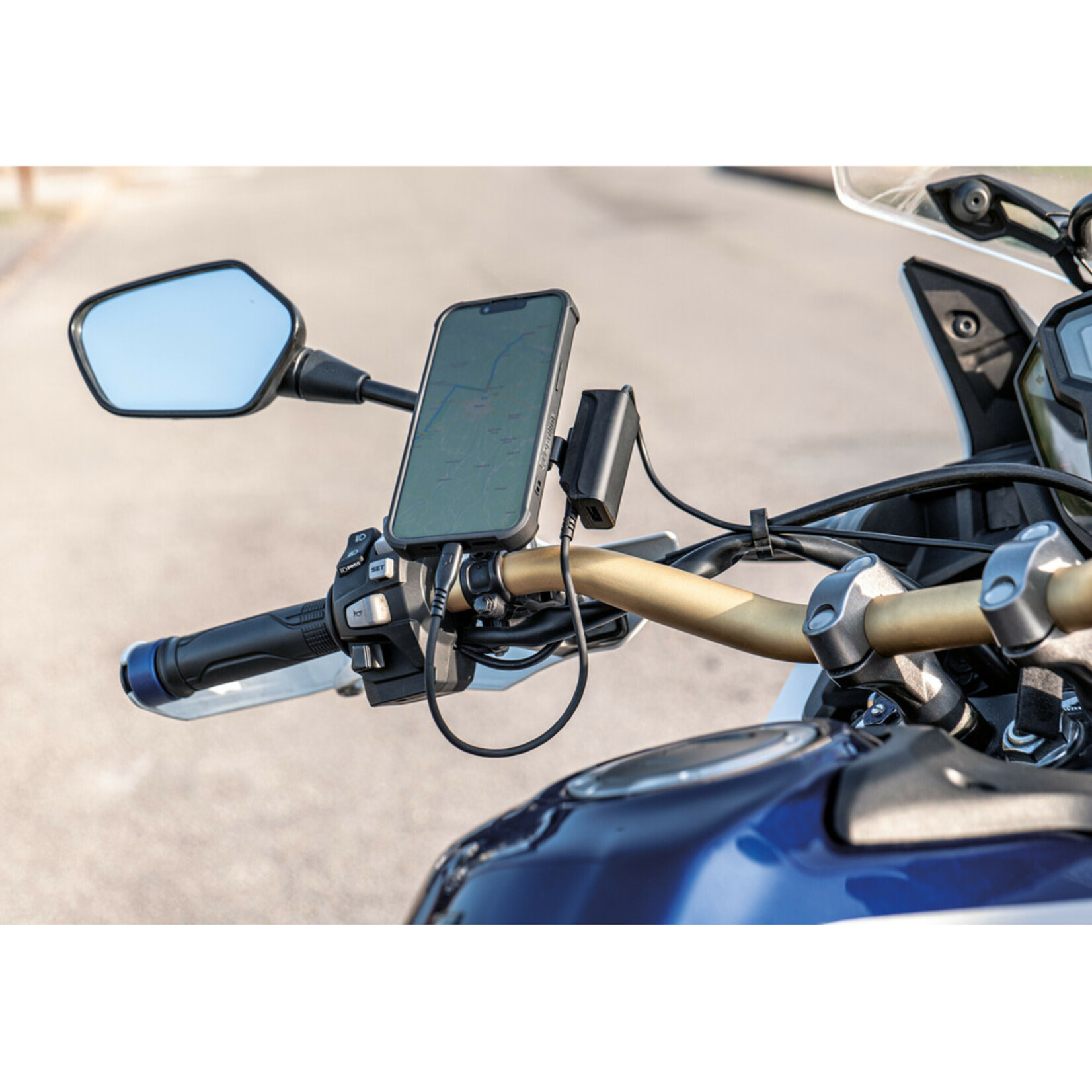 Optiline Trek X, USB charger with double USB socket (USB A + USB C) rainproof