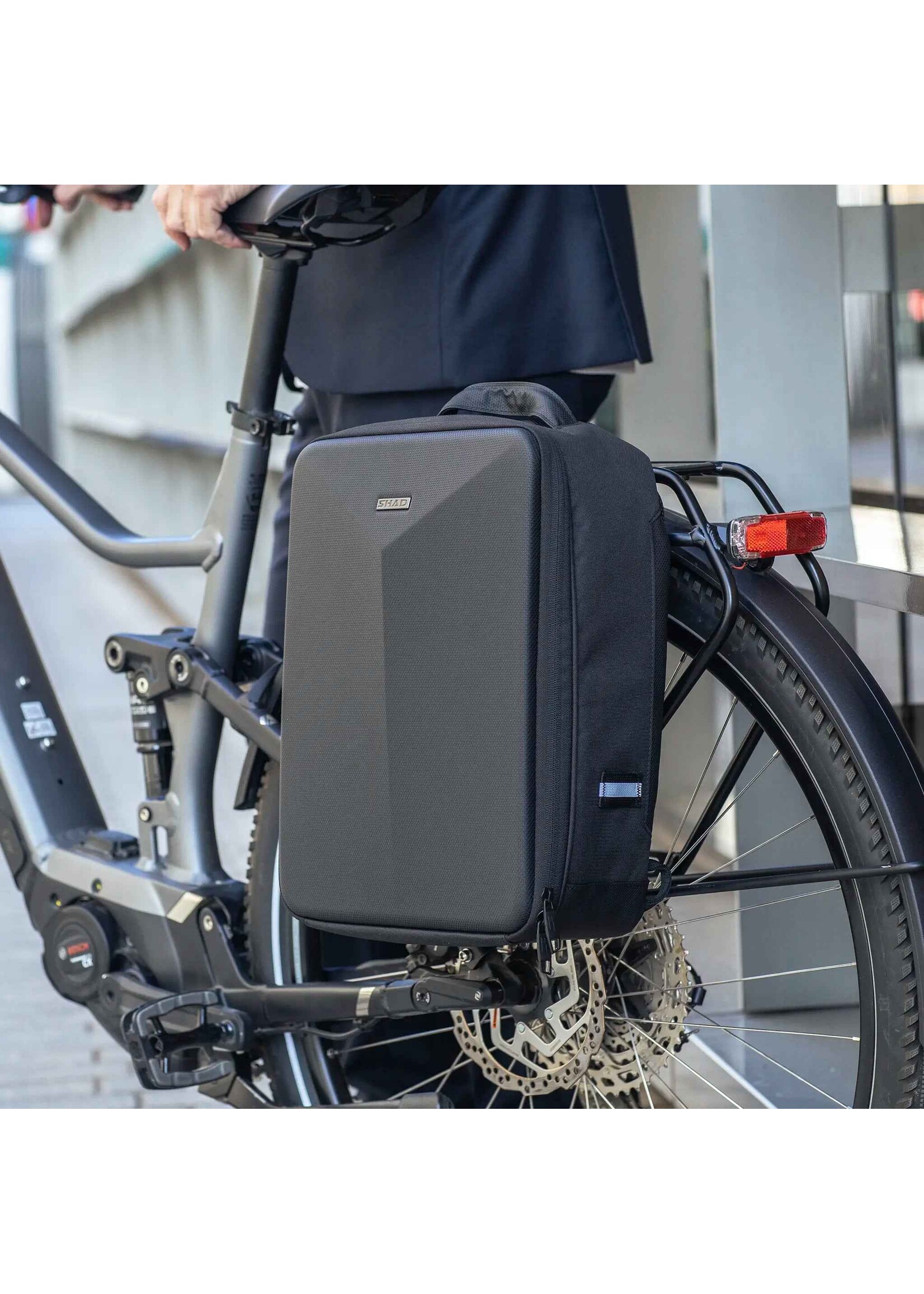 Shad Shad Executive Rugzak 12 Liter - Zwart