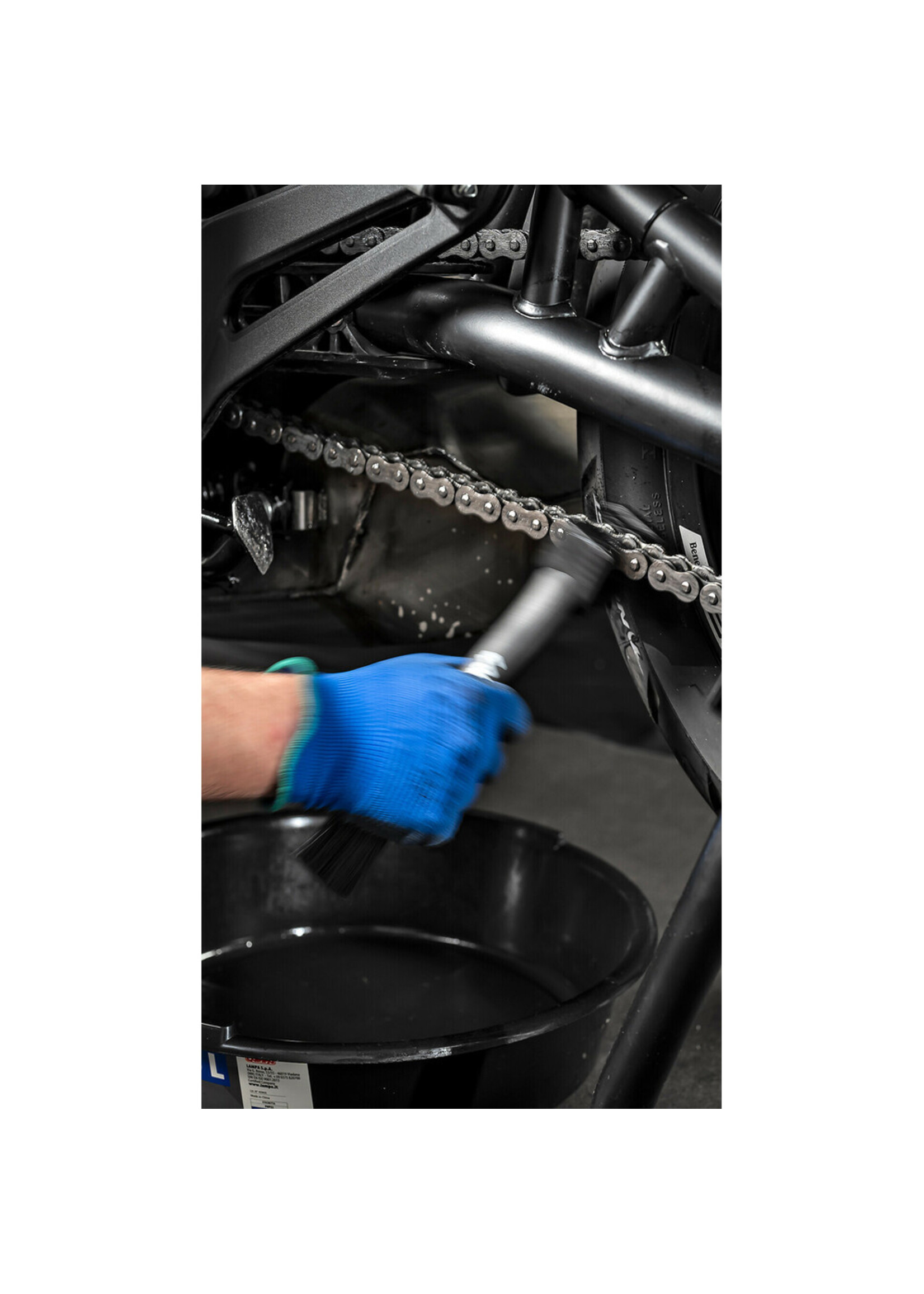 Lampa Bicycle and motorcycle chain cleaning brush