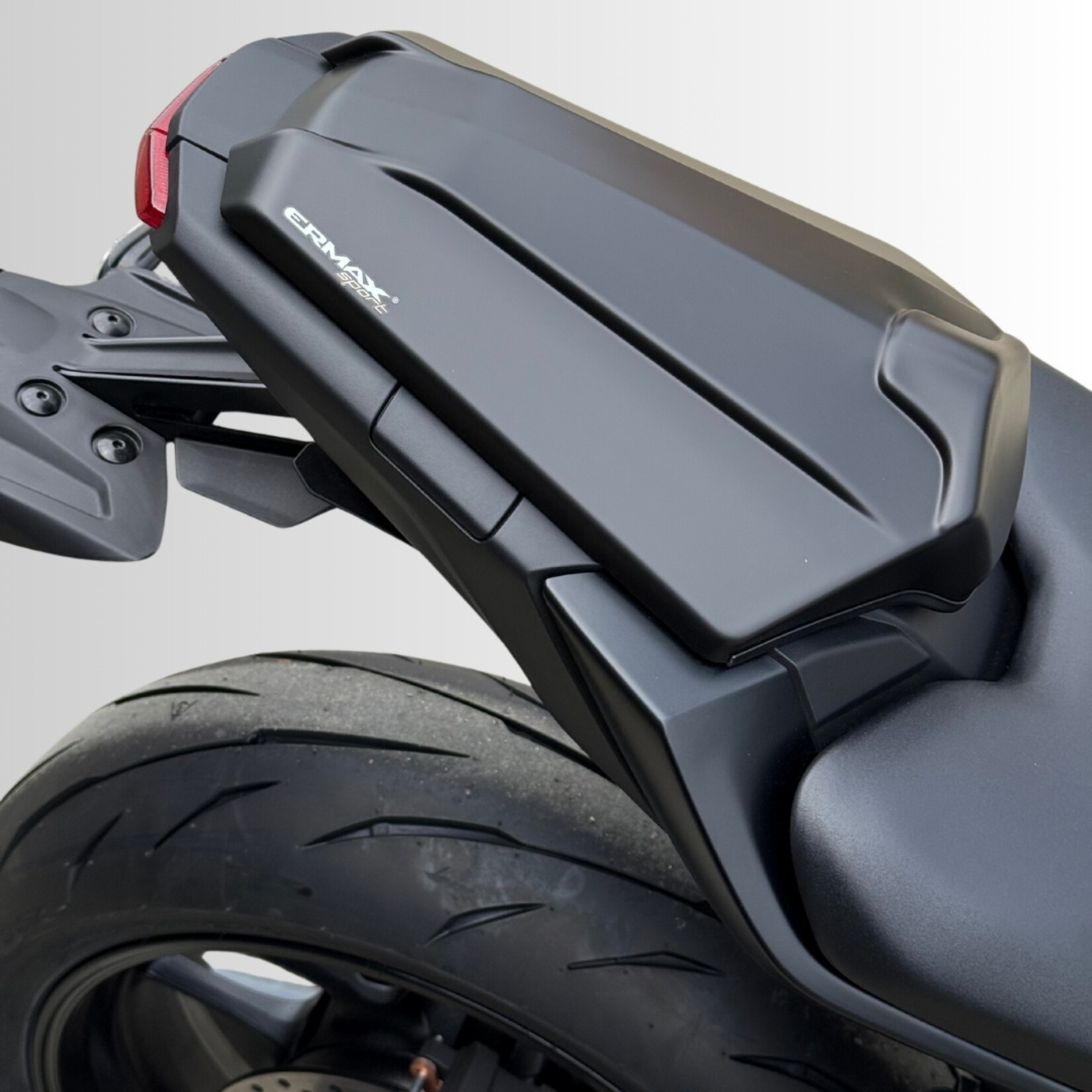 Ermax seat cowl ermax for MT07(FZ 7 ) 2025