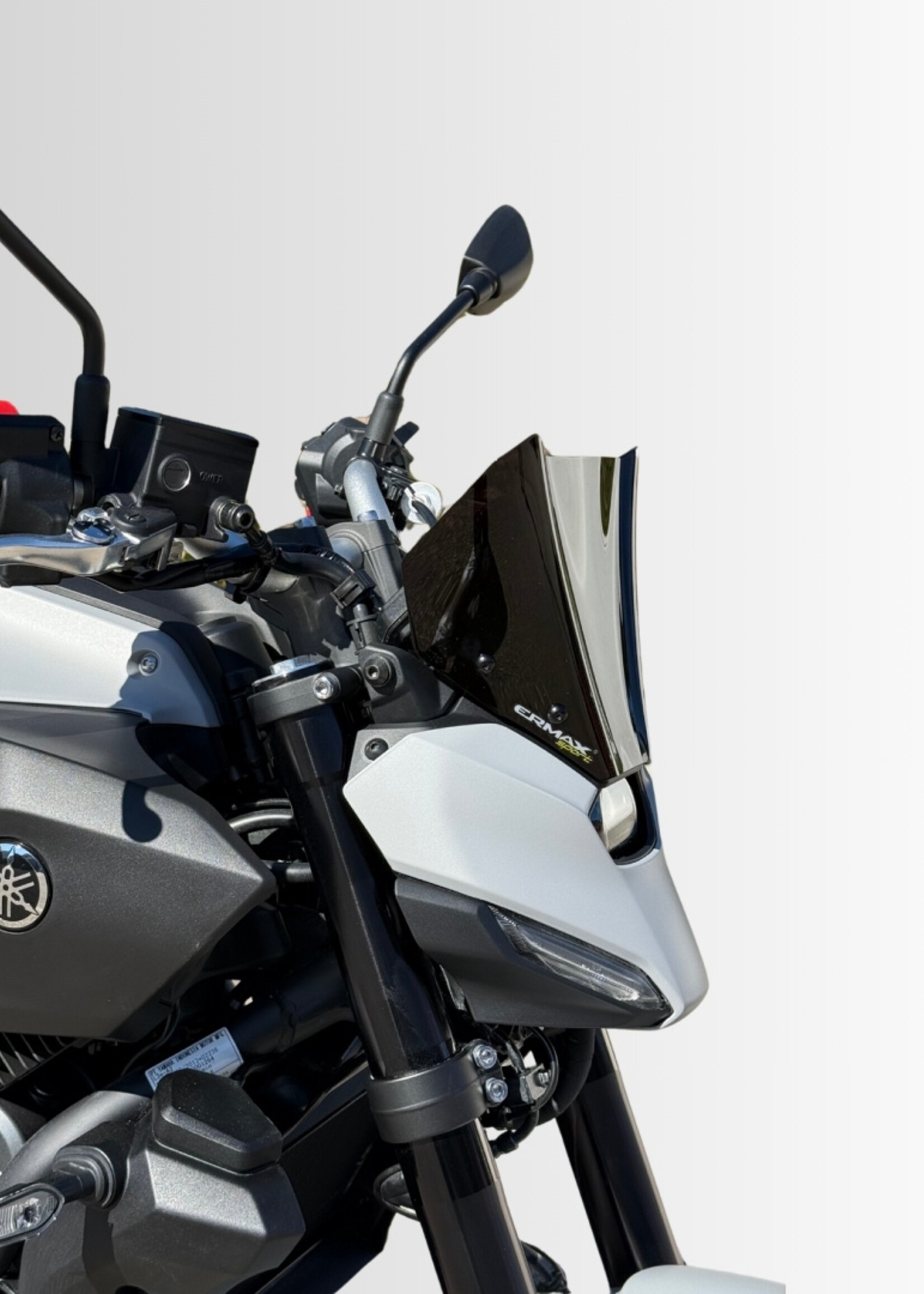 Ermax hypersport screen (18cm ) ermax for MT07(FZ 7 ) 2025 + fitting kit