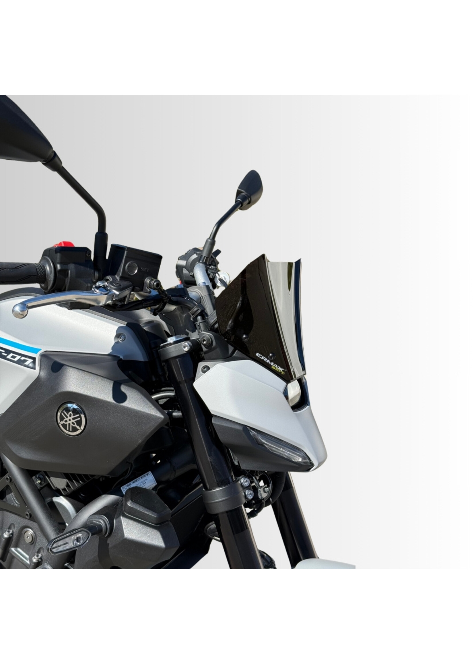 Ermax hypersport screen (18cm ) ermax for MT07(FZ 7 ) 2025 + fitting kit