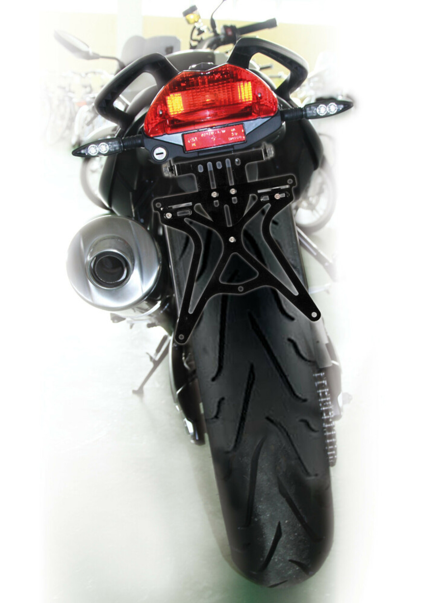 Lampa Aero-X, volledig verstelbare kentekenplaathouder | 90146