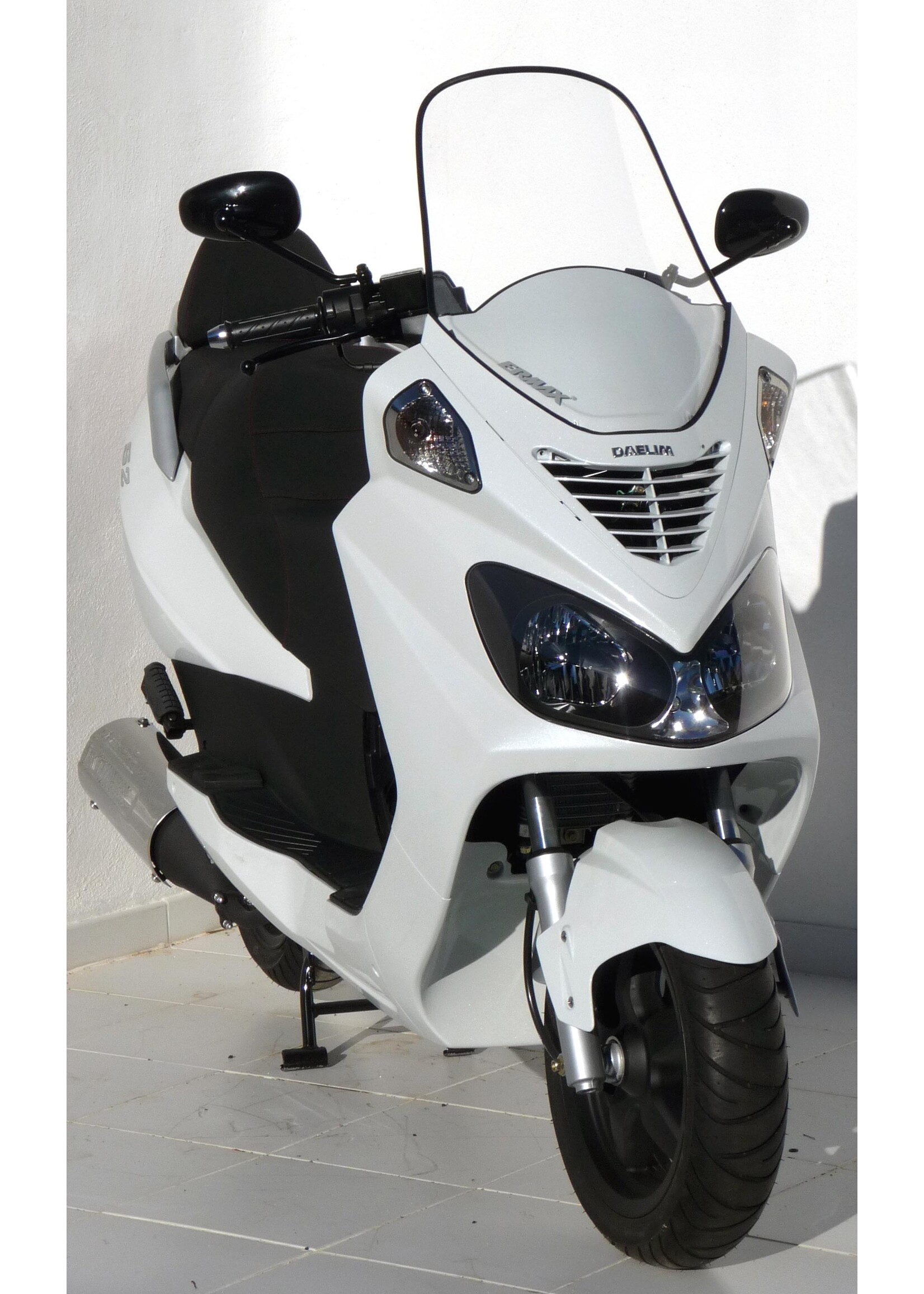 Ermax windshield original size (54cm ) ermax for 125 S2 2006-2010 clear